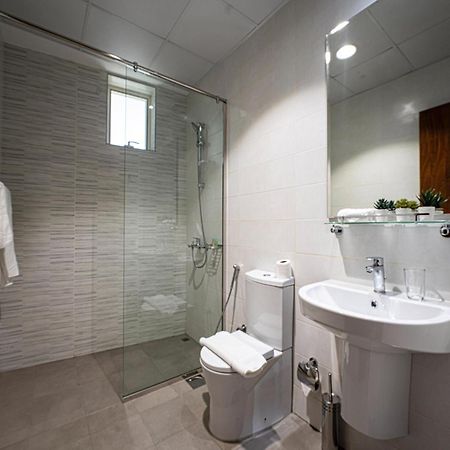 Luxe Apartments Near Dubai Mall Burj Khalifa Pool Gym Parking Exterior foto